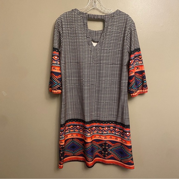 Chic Geometric Patterned Dress - Black and Orange - Picture 3 of 12